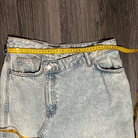 Zara Blue Midi Skirt Chic and Timeless - Picture 3 of 5